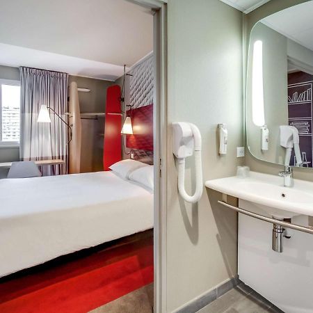 Ibis Orleans Centre Gare Hotell Exteriör bild