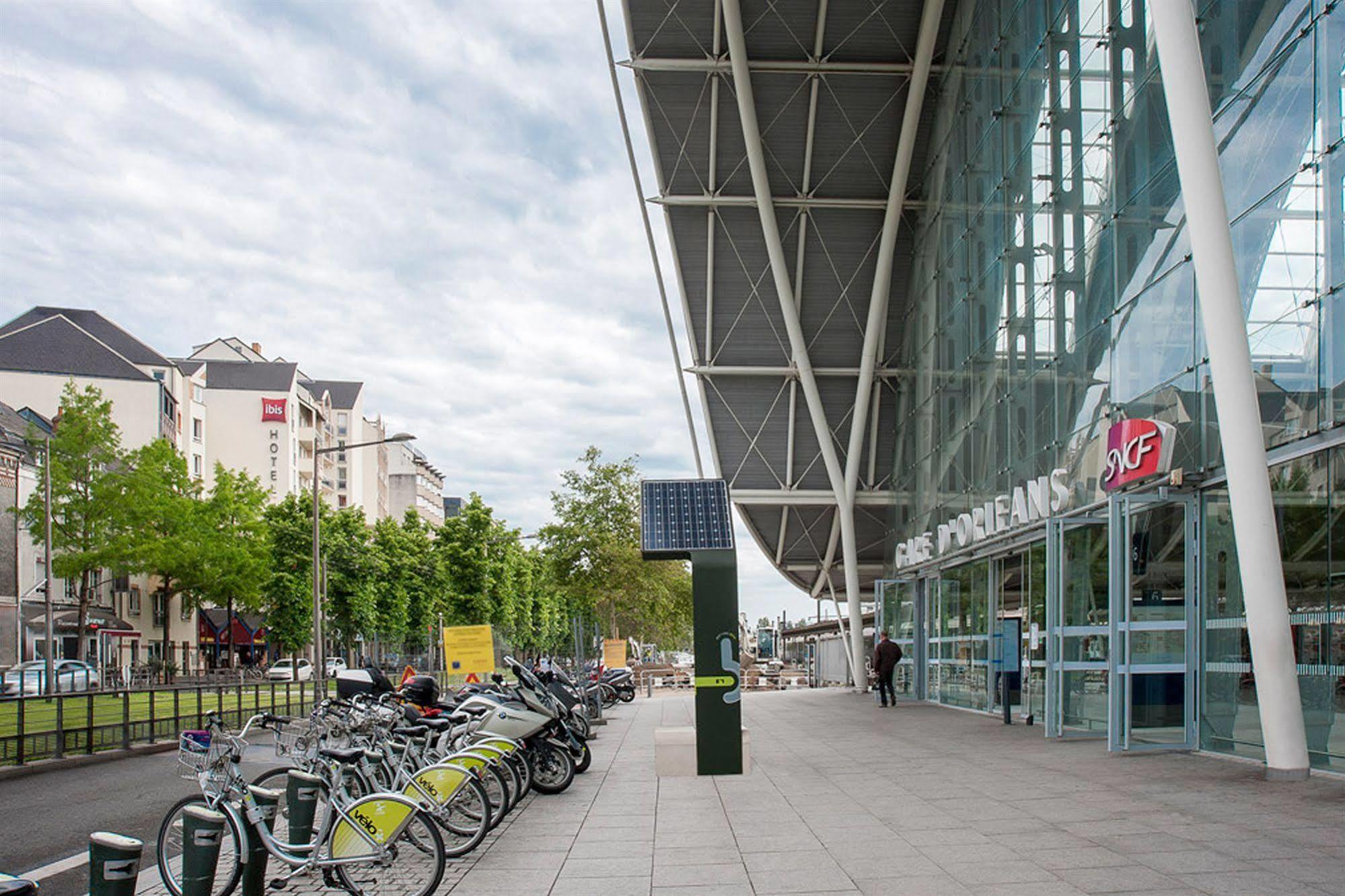 Ibis Orleans Centre Gare Hotell Exteriör bild